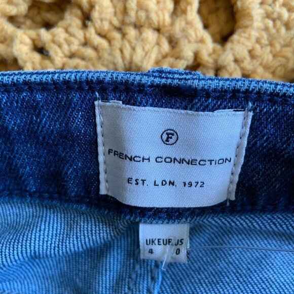 NWT French Connection Split Tone Raw Hem Flare Jeans Size 0 - Picture 2 of 12